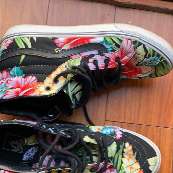 Hawaiian High top vans - Picture 7 of 7